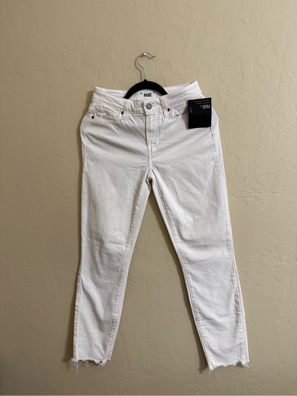PAIGE White Hoxton Ankle High Rise ankle skinnny with Tattered hem size 25 NWT